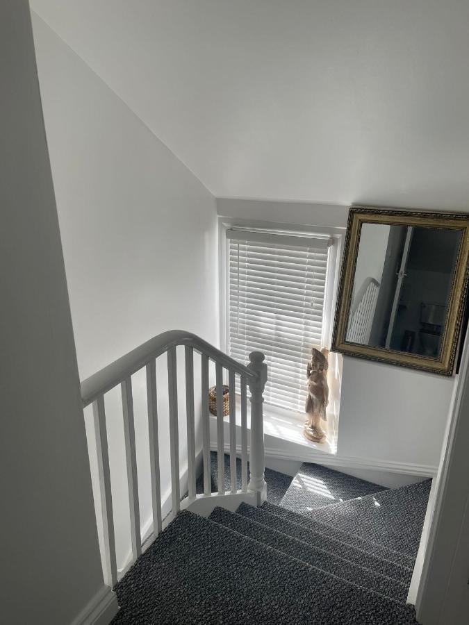 Self Contain On The Barbican 3 Bed Appartement Plymouth