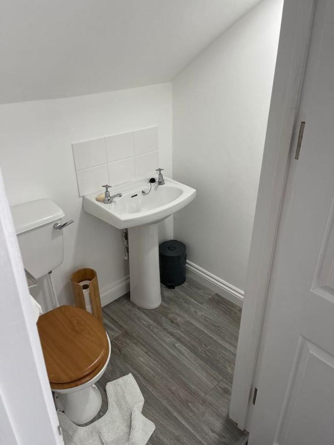 Self Contain On The Barbican 3 Bed Appartement *